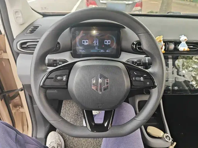 Leapmotor T03 — Фото автомобиля 10