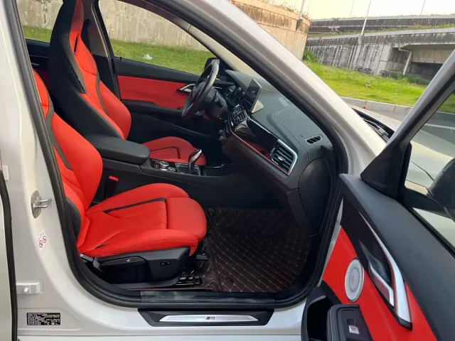 BMW 1 Series — Фото автомобиля 11