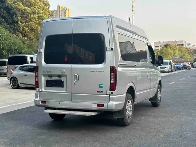 Maxus Xintu V80 — Фото автомобиля 13