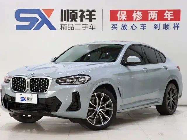 Фотография автомобиля — BMW X4