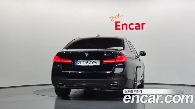 BMW 5 Series G30 — Фото автомобиля 4