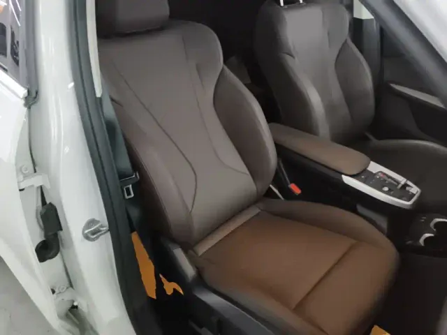 BMW X1 — Фото автомобиля 24