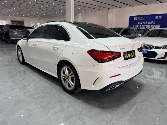 Mercedes-Benz A-Class — Фото автомобиля 6
