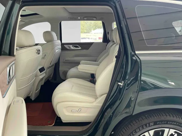 Wuling Starlight L — Фото автомобиля 8
