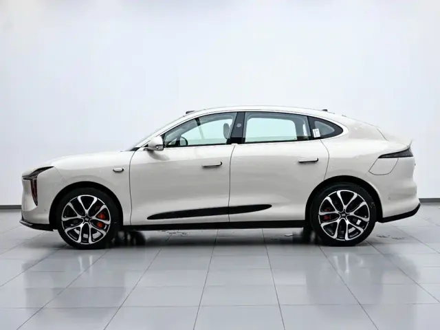 IM Motors LS6 — Фото автомобиля 5