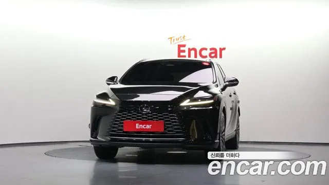 Lexus RX — Фото автомобиля 3