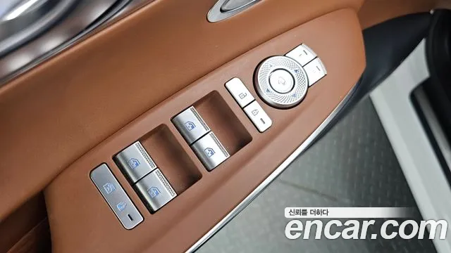 Genesis GV70 2.5T Бензин AWD — Фото автомобиля 25