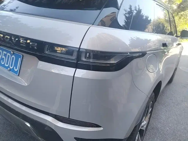 Land Rover Range Rover Evoque — Фото автомобиля 7