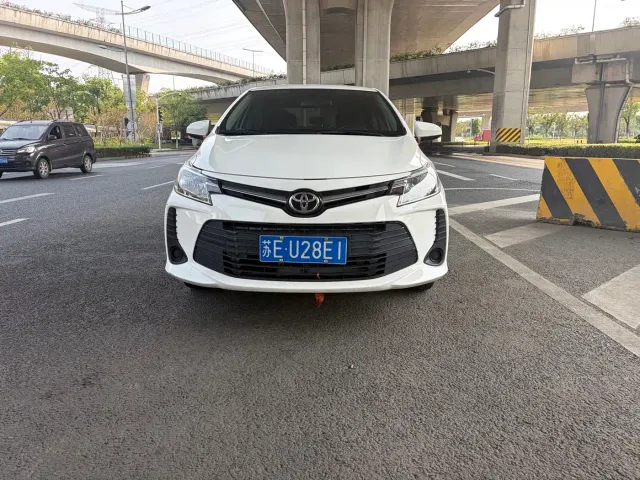 Toyota Vios — Фото автомобиля 2