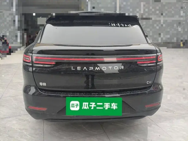 Leapmotor C11 — Фото автомобиля 5