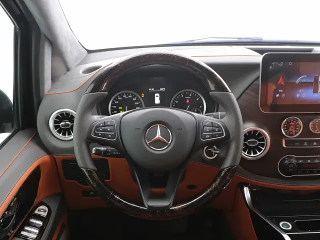 Mercedes-Benz Vito — Фото автомобиля 8