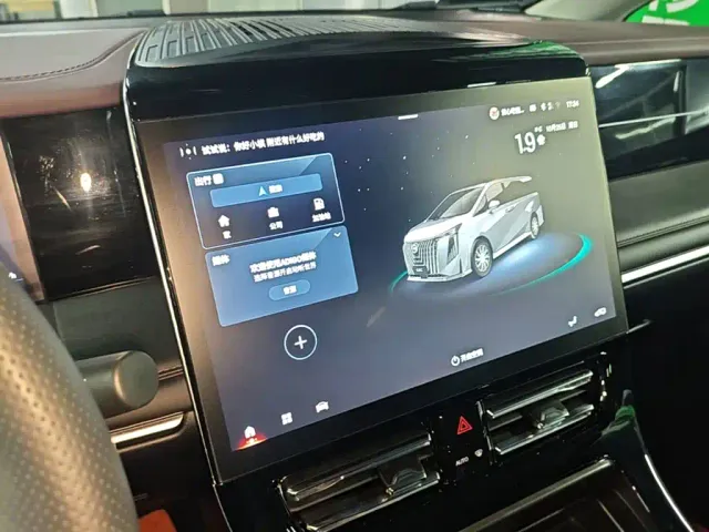 GAC Trumpchi M8 — Фото автомобиля 12