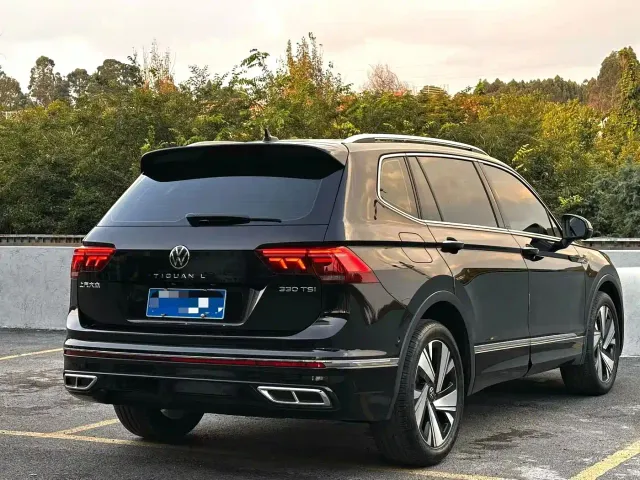 Volkswagen Tiguan L — Фото автомобиля 7
