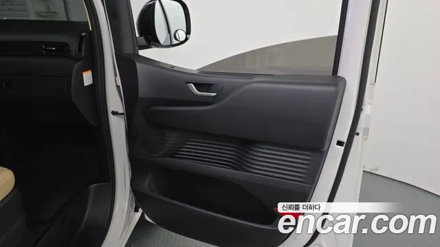 Hyundai Staria — Фото автомобиля 14