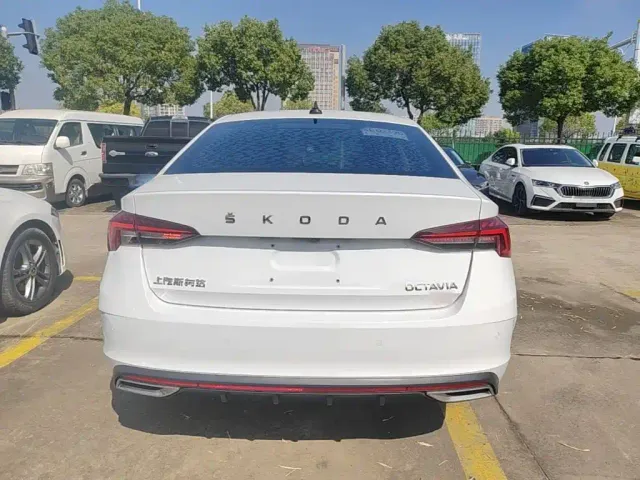 Skoda Octavia — Фото автомобиля 5