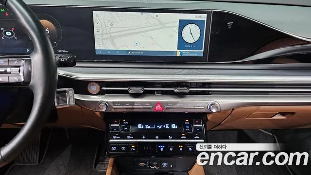 Hyundai Grandeur Grandeur (GN7) 2.5 Бензин 2WD — Фото автомобиля 8
