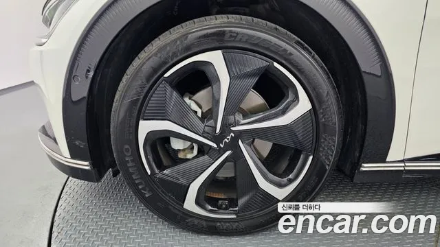Kia EV6 — Фото автомобиля 5