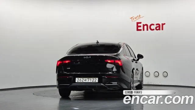 Kia K5 Новый K5 3 поколение 2.0 LPi(Для проката) — Фото автомобиля 3