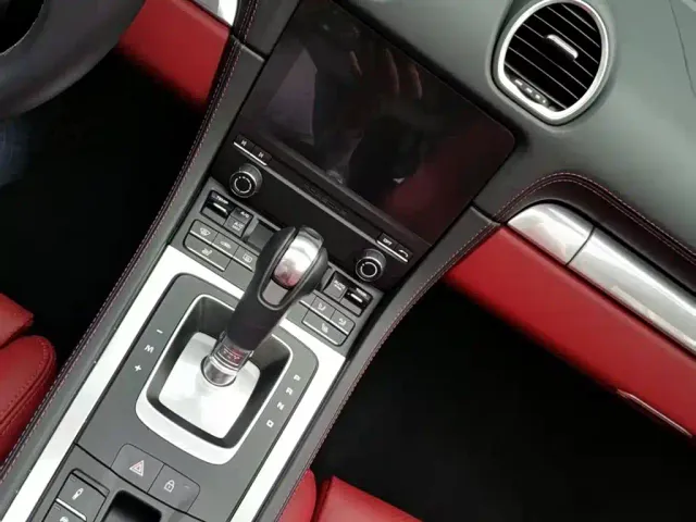 Porsche 718 — Фото автомобиля 2