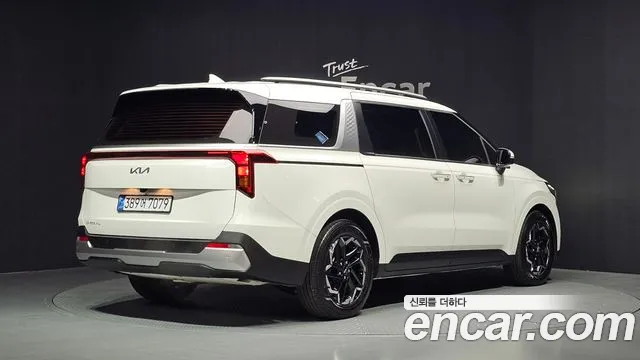 Kia Carnival 4th Gen — Фото автомобиля 2