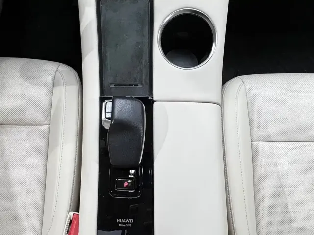 AITO Wenjie AITO M5 2022 Extended Range AWD Performance Edition — Фото автомобиля 16