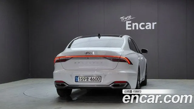 Hyundai Grandeur — Фото автомобиля 4