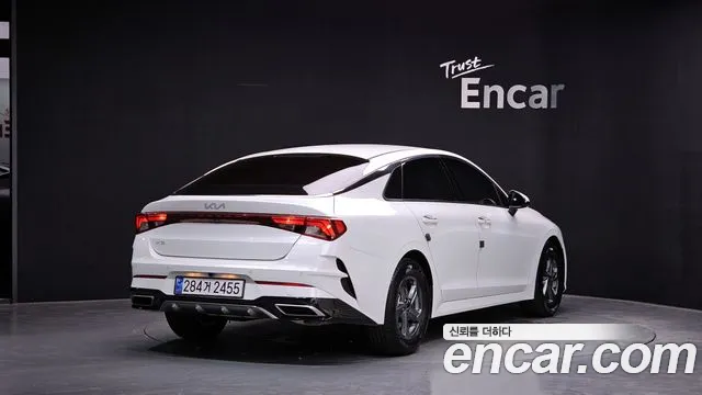 Kia K5 — Фото автомобиля 2