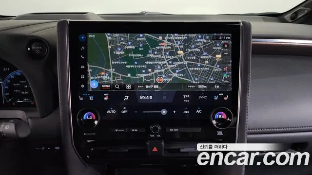 Toyota Alphard — Фото автомобиля 9