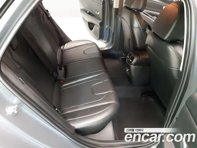 Hyundai AVANTE Новый Avante (CN7) — Фото автомобиля 13