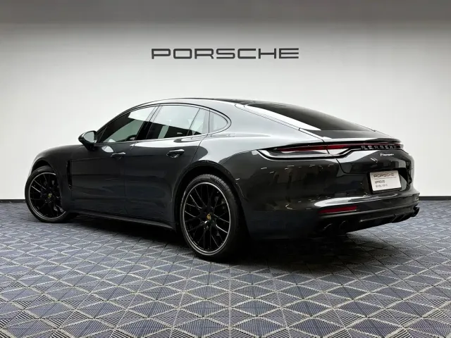 Porsche Panamera — Фото автомобиля 15
