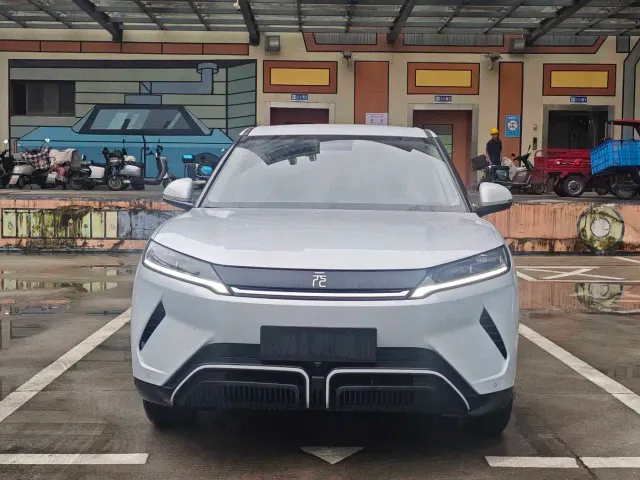 BYD Yuan UP — Фото автомобиля 2