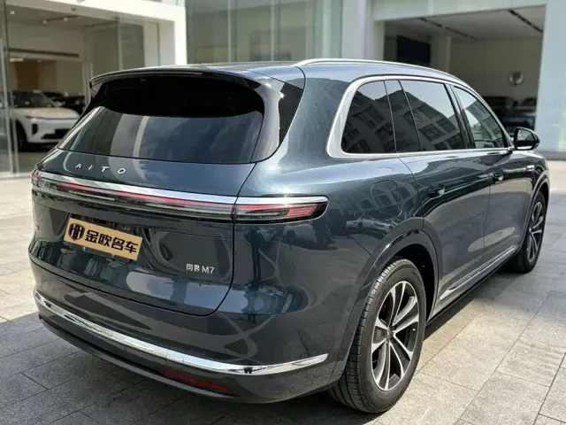 Aito M7 — Фото автомобиля 6