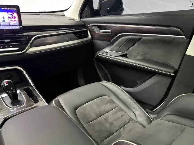 Haval H6 — Фото автомобиля 10