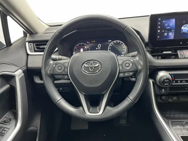 Toyota Wildlander — Фото автомобиля 12