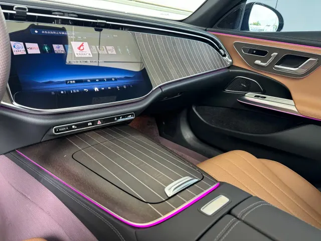 Mercedes-Benz E-Class — Фото автомобиля 7