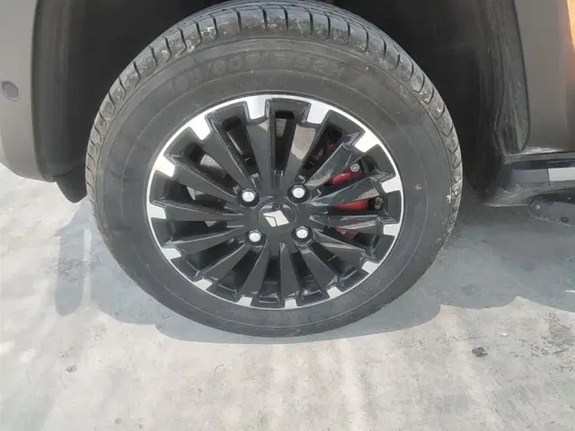 Baojun Yep — Фото автомобиля 22