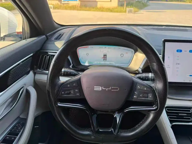 BYD Song PLUS — Фото автомобиля 5