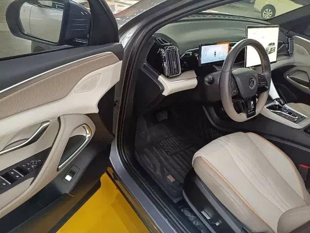 BYD Song Pro — Фото автомобиля 15