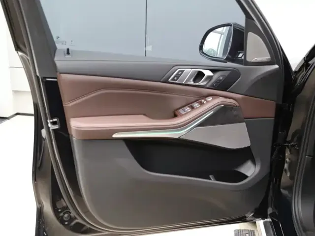 BMW X5 — Фото автомобиля 10