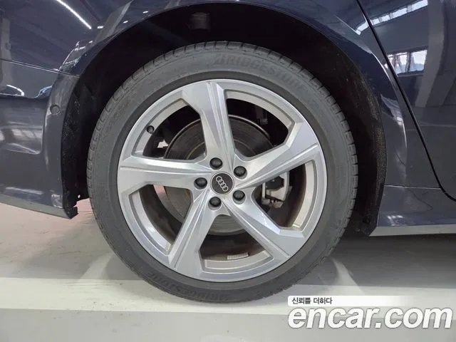 Audi A6 C8 — Фото автомобиля 5