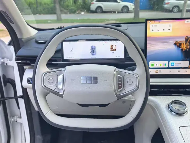 Geely Galaxy E5 — Фото автомобиля 5