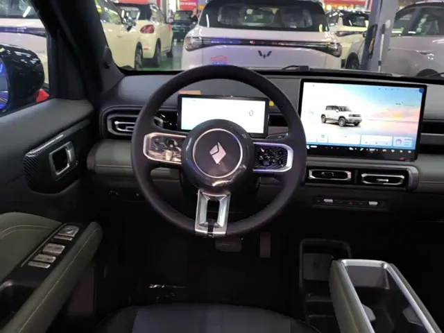 Baojun Yep Plus — Фото автомобиля 10