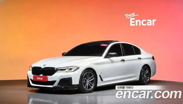 Фотография автомобиля — BMW 5 Series G30