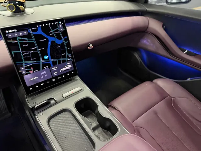 Nio ET5 Touring — Фото автомобиля 12