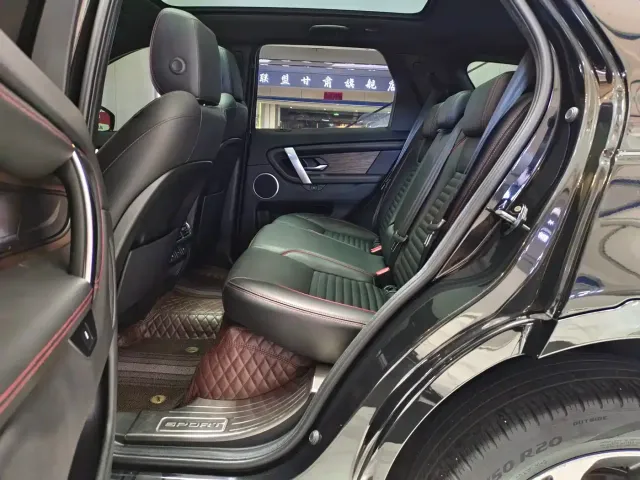 Land Rover Discovery Sport — Фото автомобиля 10