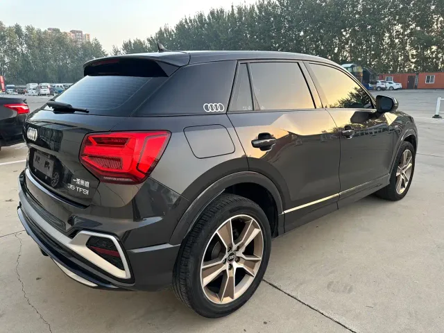 Audi Q2L — Фото автомобиля 15