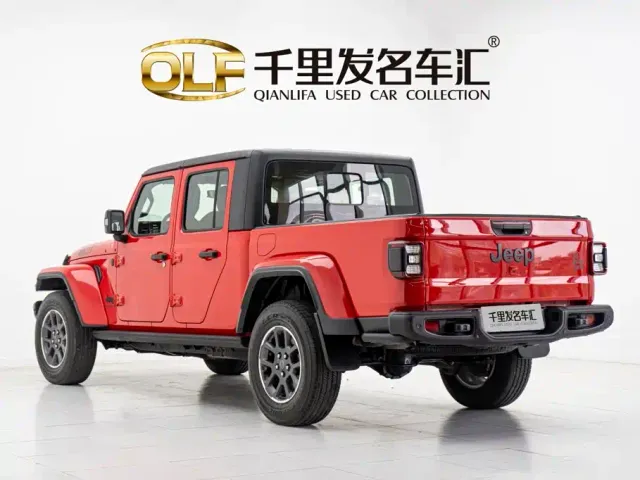 Jeep Gladiator — Фото автомобиля 3