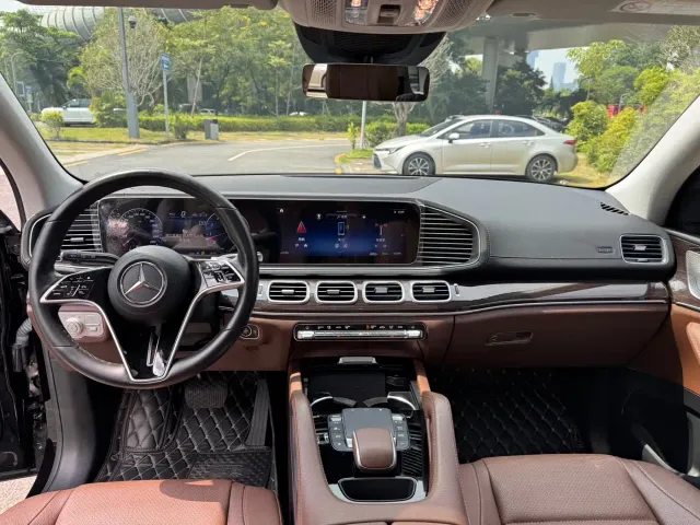 Mercedes-Benz GLE-Class — Фото автомобиля 12