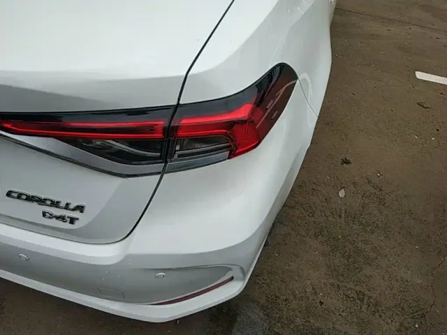 Toyota Corolla — Фото автомобиля 7