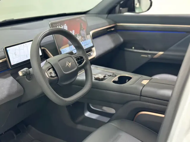 Dongfeng eπ 008 — Фото автомобиля 21
